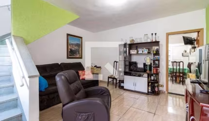 Casa à Venda - Água Fria, 2 Quartos,  90 m2