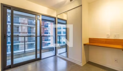 Apartamento à Venda - Paraíso, 1 Quarto,  21 m2
