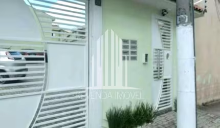 Casa à venda na Vila Granada com 75m²  2 dormitórios 1 suíte 3 banheiros 1 vaga
