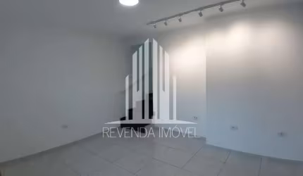 Casa à venda em São Paulo-SP, Vila Barbosa: 2 quartos, 3 banheiros, 2 vagas de garagem, 68m² de área.