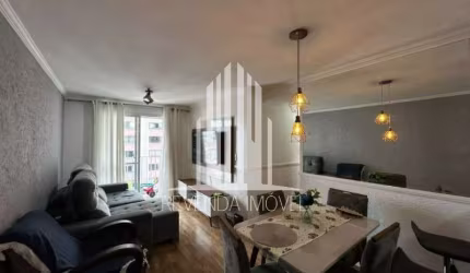 Apartamento à venda no Condomínio A Chácara em São Paulo-: 3 quartos, 1 suíte, 2 salas, 2 banheiros, 2 vagas de garagem no Jardim Melo, 68m² de área.