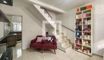 Casa à Venda - Ipiranga, 2 Quartos,  70 m2