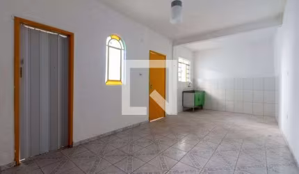 Casa à Venda - Vila Jacuí, 1 Quarto,  50 m2