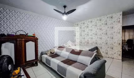 Casa à Venda - Cambuci, 2 Quartos,  100 m2