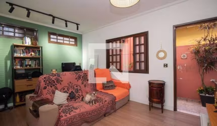 Casa à Venda - Jardim Felicidade, 2 Quartos,  150 m2