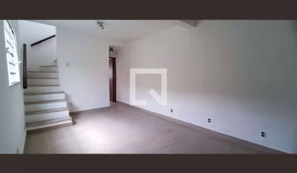 Casa à Venda - Jardim Monte Kemel, 2 Quartos,  180 m2