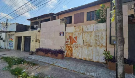 Casa à venda na Maraponga por R$ 210.000 - Maraponga - Fortaleza/CE