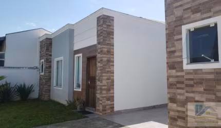 Casa para Venda em Guaratuba, Balneário Eliane, 2 dormitórios, 1 suíte, 2 banheiros, 2 vagas