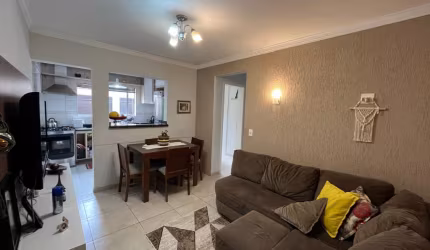 Excelente Apto com 3 quartos, 1 suíte, por R$ 352.000,00 no Novo Mundo/Curitiba-PR