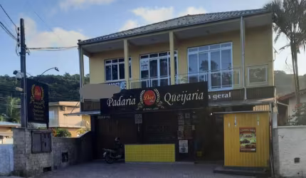 Residencial e Comercial para Venda em Florianópolis, Cachoeira do Bom Jesus, 6 dormitórios, 2 suítes, 3 banheiros, 3 vagas