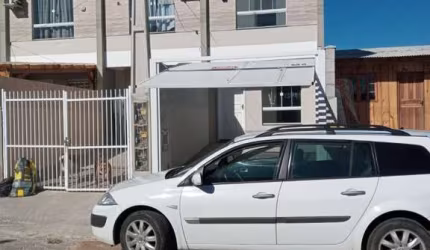 Sobrado para Venda em Florianópolis, São João do Rio Vermelho, 2 dormitórios, 2 banheiros, 1 vaga