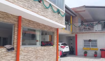 Casa para Venda em Florianópolis, Ponta das Canas, 11 dormitórios, 3 suítes, 9 banheiros, 5 vagas