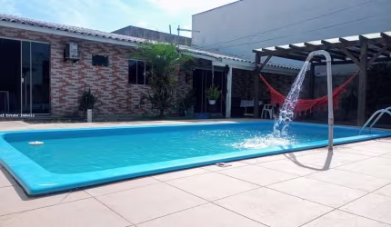 Casa para Venda em Florianópolis, São João do Rio Vermelho, 2 dormitórios, 2 banheiros