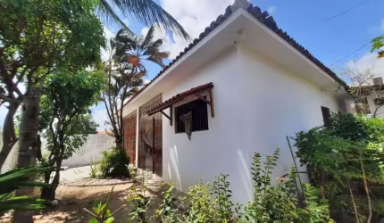 Casa com 3 dormitórios à venda, 130 m² por R$ 550.000,00 - Jardim Cidade Universitária - João Pessoa/PB