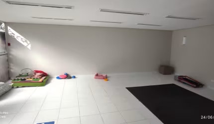 Imóvel comercial no Seminário