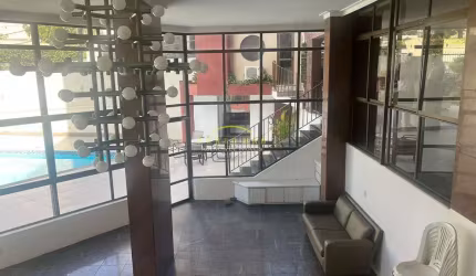 Amplo apartamento com 226 m² no Jardim Apipema - conforto e localização privilegiada!!