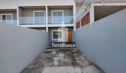 Sobrado com 3 dormitórios à venda, 85 m² por R$ 350.000,00 - Uvaranas - Ponta Grossa/PR
