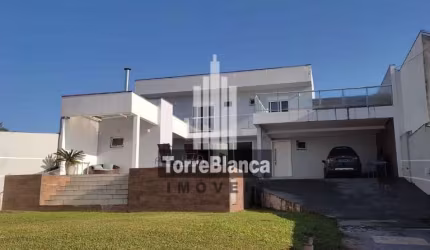 casa alto padrão com 3 suítes no Jardim Carvalho a venda
