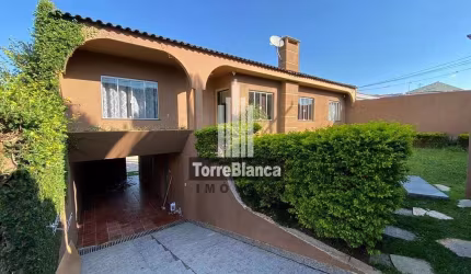 Casa com  maravilhosa área de lazer  em bairro nobre de ponta grossa; 1120m2;À venda;