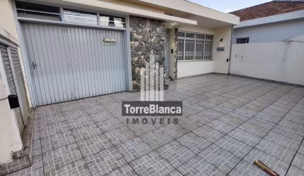 Casa Comercial para Locação, 5 salas e 4 banheiros, 2 vagas, 205m², Próximo ao Terminal Central, Ce