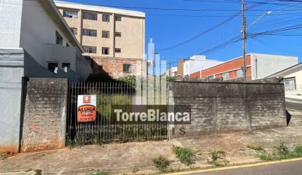 Terreno para locação no Centro, com 360m², por R$2.000,00 por mês, mais encargos!