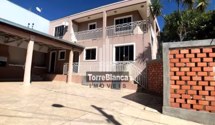 Sobrado com 6 dormitórios à venda, 180 m² por R$ 780.000,00 - Uvaranas - Ponta Grossa/PR