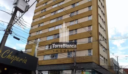Apartamento central com 3 dormitórios, ponta grossa