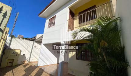 Oportunidade Única: Sobrado de 3 Quartos Próximo ao Centro!