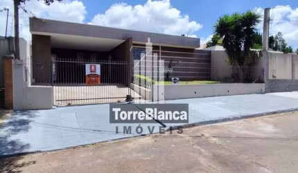 Casa com 3 dormitórios para alugar, 155 m² por R$ 3.500,00/mês - Estrela - Ponta Grossa/PR