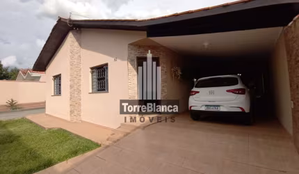 Casa com laje próximo ao UTFPR