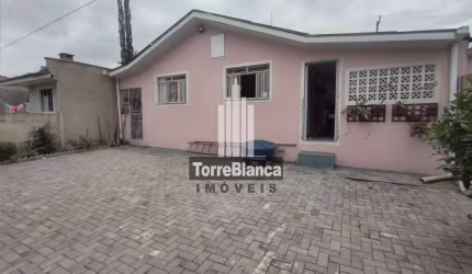 Casa com 2 dormitórios sendo (1 suite)