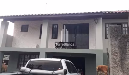 Casa com 3 dormitórios à venda no Bairro Periquitos