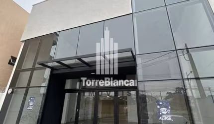 Sala Comercial de 2 Pavimentos com Elevador e 4 Vagas de Estacionamento
