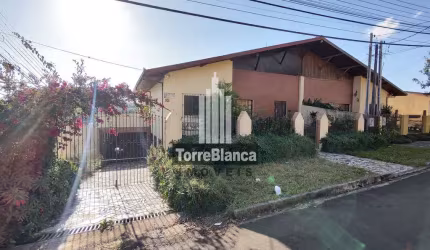 Sobrado com 4 dormitórios para venda , no coração do bairro Estrela, Ponta Grossa - PR.