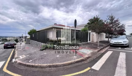 Casa Comercial para locação, com 2 vagas de garagem, 320 m² -  Estrela, Ponta Grossa, PR