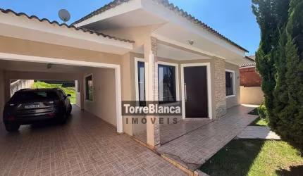 Casa para venda e locação com 3 quartos sendo 1 suíte , cozinha com armários em Uvaranas, 158m²-  P