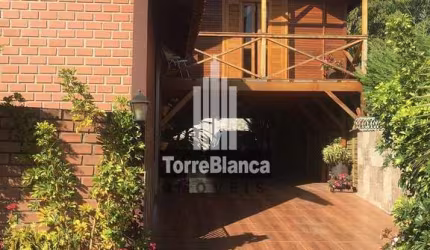 Casa com piscina para Locação, 4 quartos, 3 banheiros e 4 vagas, Área gourmet com churrasqueira, 20