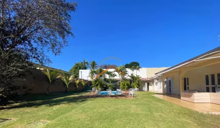 Casa térrea à venda