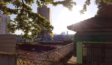(Aceita troca) Terreno à venda, 396 m² por R$ 798.000 - Zona 08 - Maringá/PR