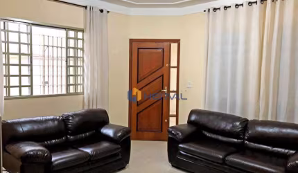 Casa com 3 dormitórios à venda, 163 m² por R$ 695.000,00 - Jardim Alvorada - Maringá/PR