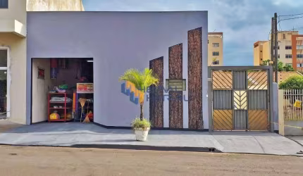 (Aceita troca) Casa e Barracão à venda por R$ 960.000 - Jardim São Jorge - Maringá/PR