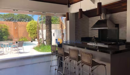 (Aceita troca) Sobrado com 4 quartos à venda, 272 m² por R$ 2.350.000 - Zona 08 - Maringá/PR