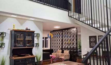 (Aceita troca) Sobrado com 3 quartos à venda, 280 m² por R$ 1.490.000 - Jardim Mônaco - Mandaguaçu/PR