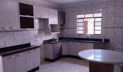2 CASAS NO MESMO QUINTAL! 4 quartos  130 m² por R$ 2.100/mês  Parque Residencial Tuiuti  Maringá/PR