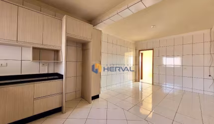 Casa com 4 quartos à venda, 154 m² por R$ 590.000 - Vila Morangueira - Maringá/PR
