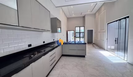 Casa com 3 dormitórios à venda, 122 m² por R$ 750.000,00 - Jardim Brasil - Maringá/PR