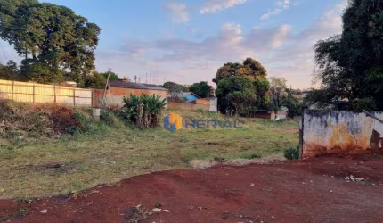 Terreno à venda, 810 m² por R$ 1.086.000 - Zona 06 - Maringá/PR