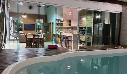 Casa com 3 quartos à venda, 320 m² por R$ 1.250.000 - Parque das Grevíleas - Maringá/PR