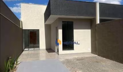 Casa com 2 quartoss à venda, 64 m² por R$ 325.000 - Conjunto Habitacional Requião - Maringá/PR