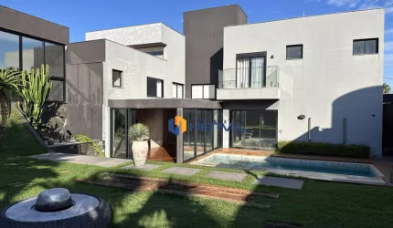 Casa com 5 suítes em condomínio à venda, 507 m² por R$ 5.500.000 - Chácaras Aeroporto - Maringá/PR